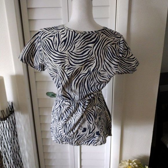 BABY Phat navy & white zebra Print crewneck cotton short sleeve top. Size‎ S. - Picture 4 of 8